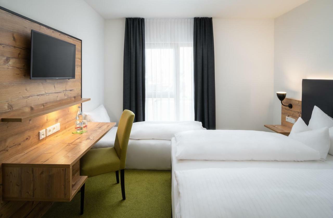 Alb Inn - Hotel & Apartments Merklingen Bagian luar foto